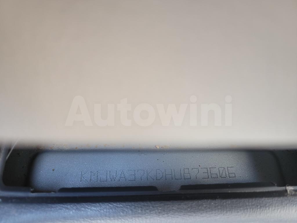 2017 HYUNDAI GRAND STAREX H-1 2.5 DIESEL WAGON 4WD - 40