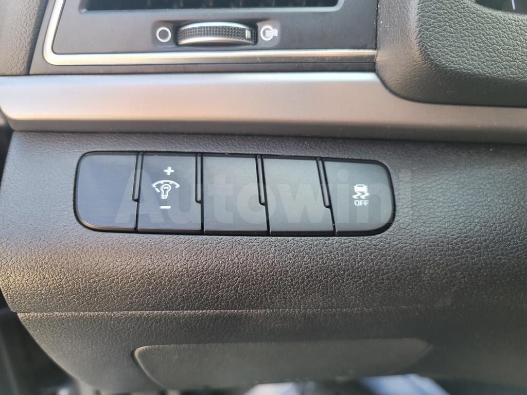 2018 HYUNDAI AVANTE AD ELANTRA LPG REAR-SENSOR NO ACCIDENT - 39