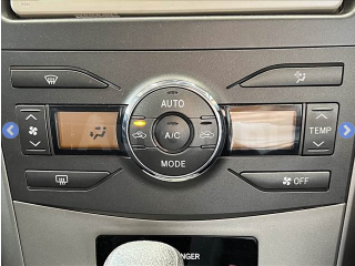 2010 TOYOTA COROLLA FIELDER X - 8