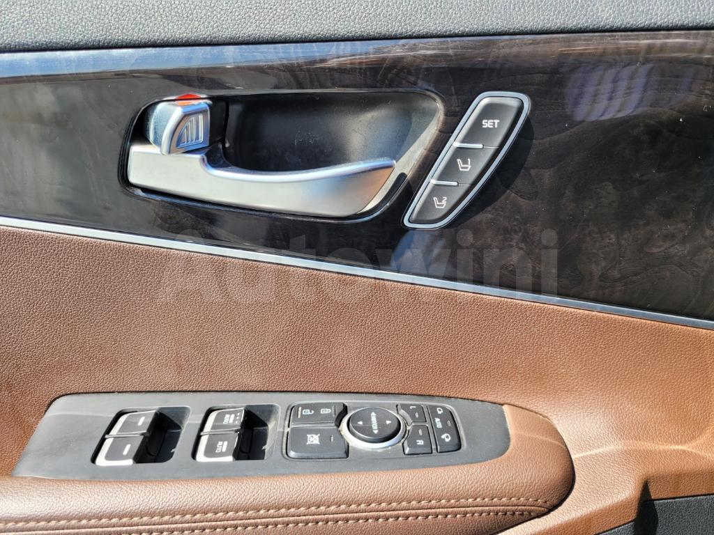 2015 KIA  SORENTO DELUXE - 21