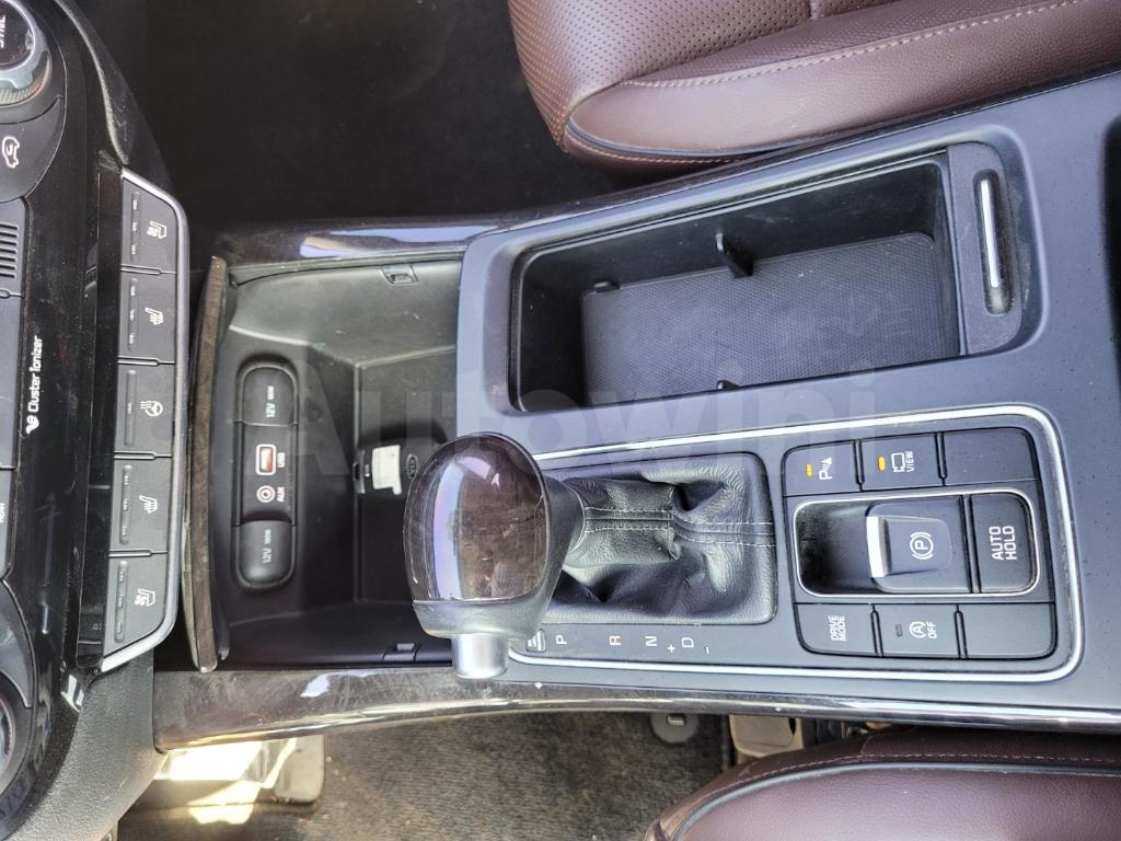 2015 KIA  SORENTO DELUXE - 24