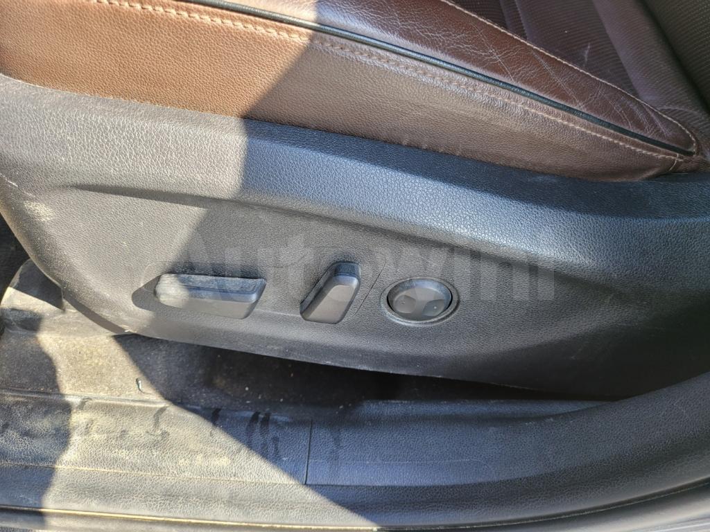 2015 KIA  SORENTO DELUXE - 30
