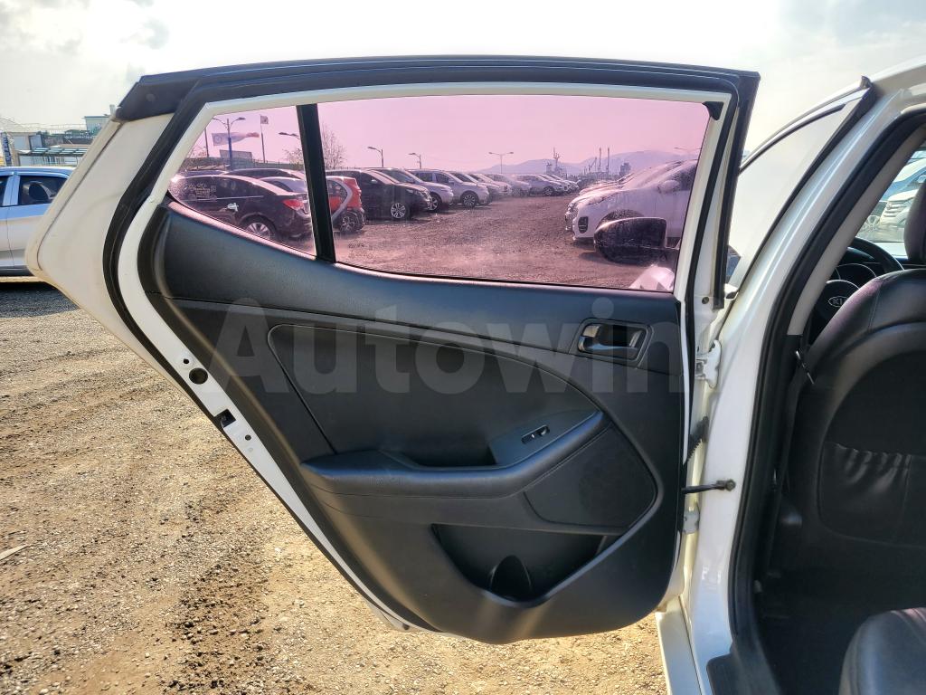 2015 KIA  K5 2TH GEN DELUXE 2WD A/T S.KEY NAVI+CAM - 20