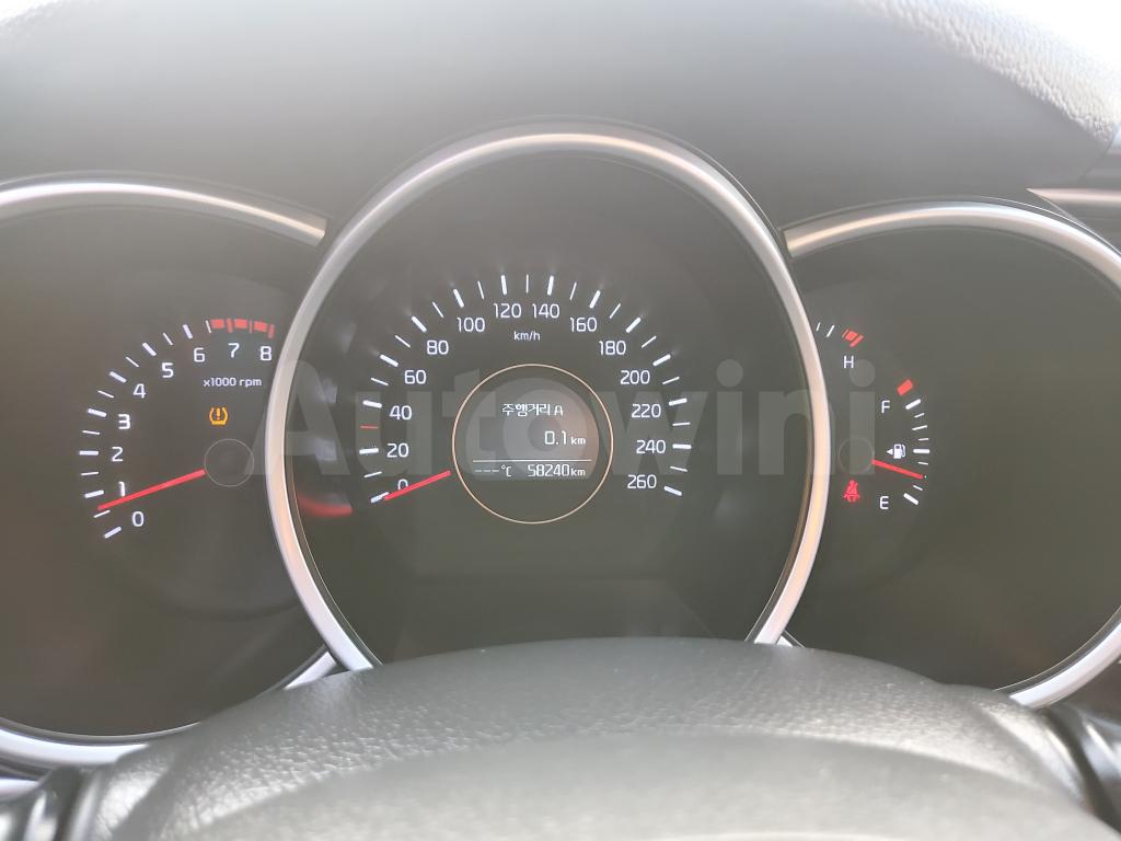 2015 KIA  K5 2TH GEN DELUXE 2WD A/T S.KEY NAVI+CAM - 41