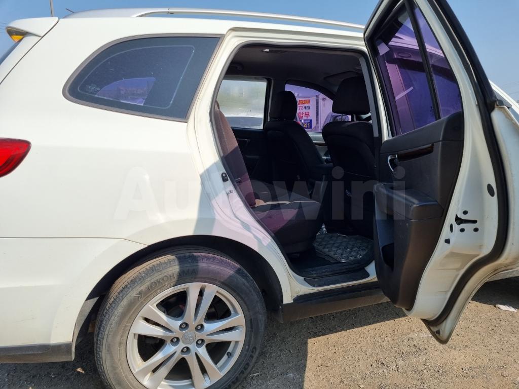 2010 HYUNDAI SANTAFE THE STYLE MLX 2.0 7SEAT NO ACCIDENT - 12