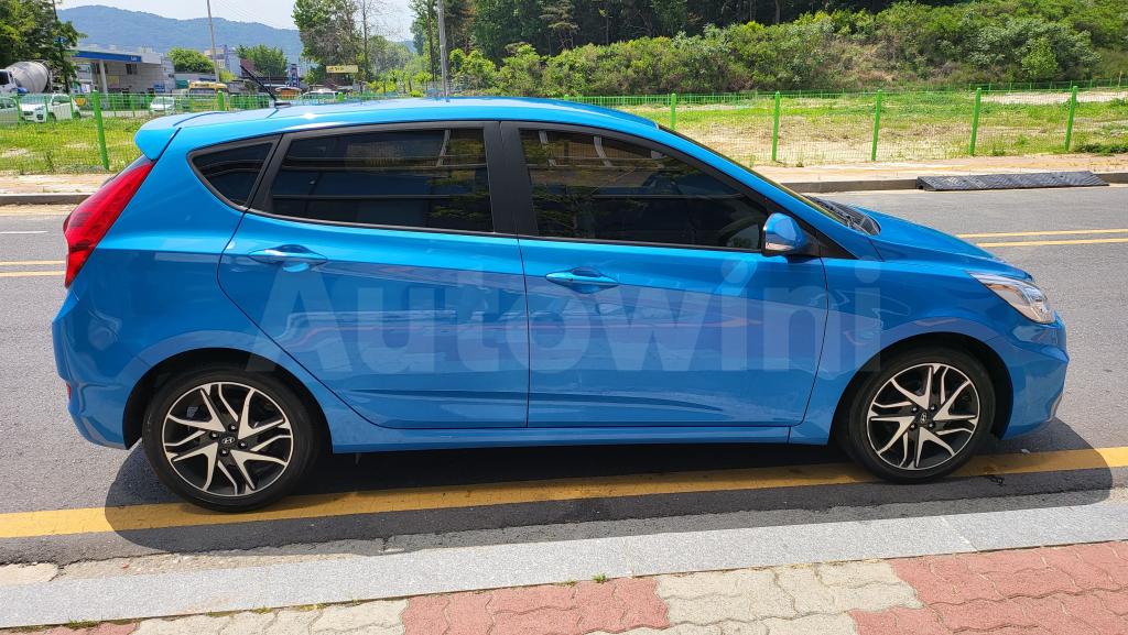 KMHCU51UGKU389445 2019 HYUNDAI ACCENT  S-KEY+NO ACCIDENT+NAVI-5