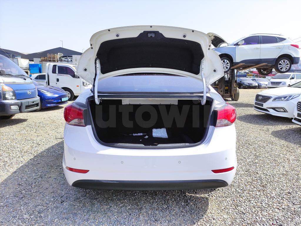 2015 HYUNDAI  AVANTE ELANTRA 1.6 SMART SUNROOF M/T - 7