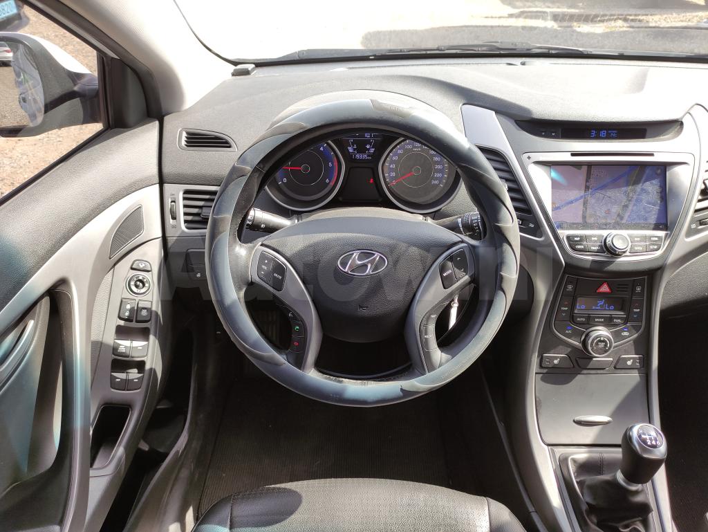 2015 HYUNDAI  AVANTE ELANTRA 1.6 SMART SUNROOF M/T - 19