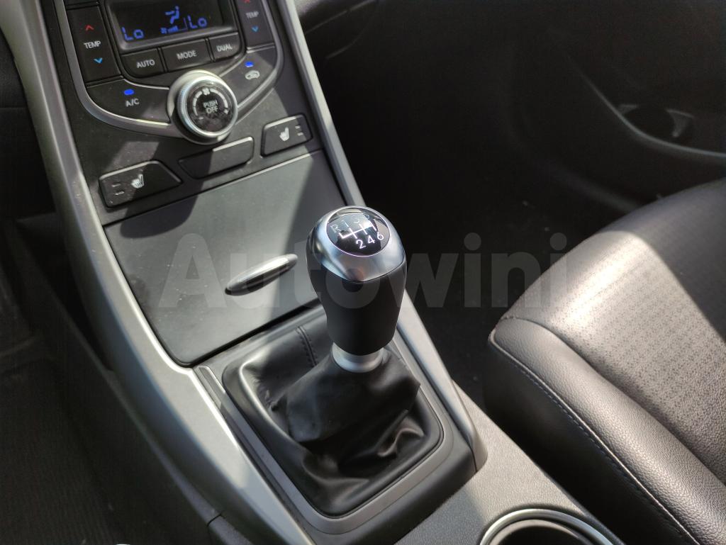 2015 HYUNDAI  AVANTE ELANTRA 1.6 SMART SUNROOF M/T - 24