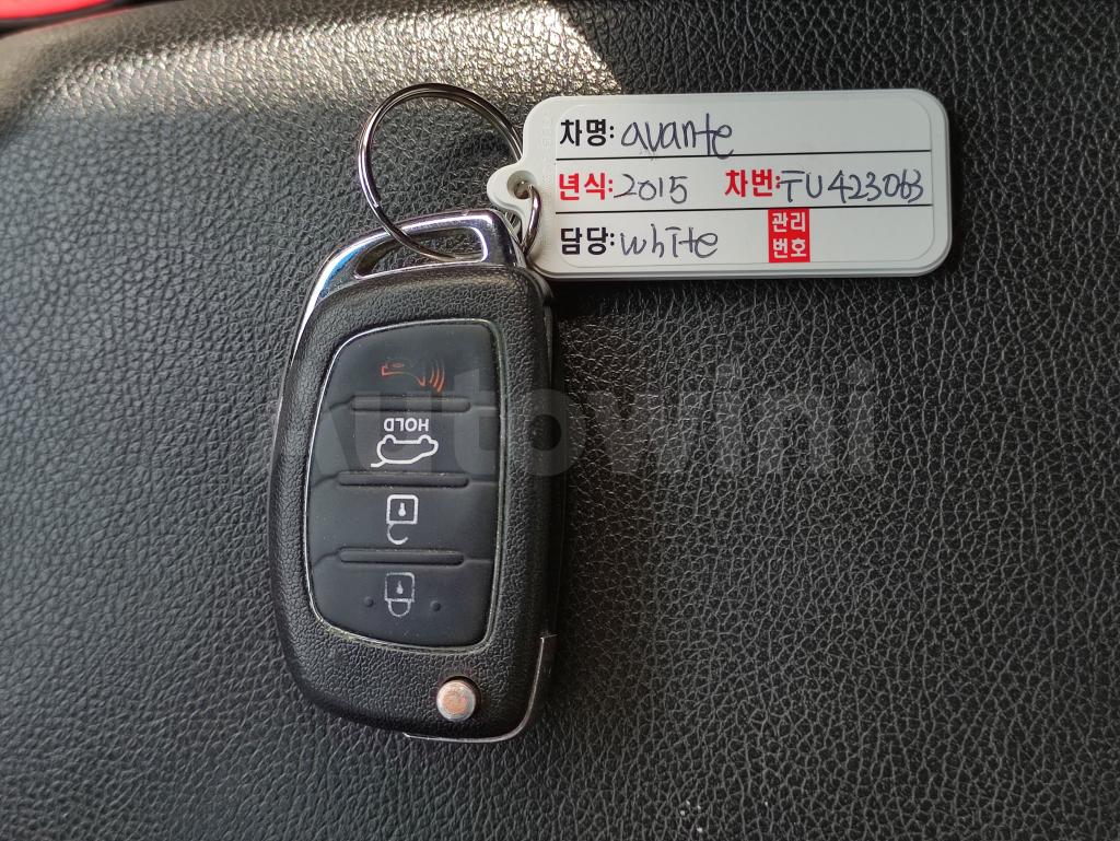 2015 HYUNDAI  AVANTE ELANTRA 1.6 SMART SUNROOF M/T - 33