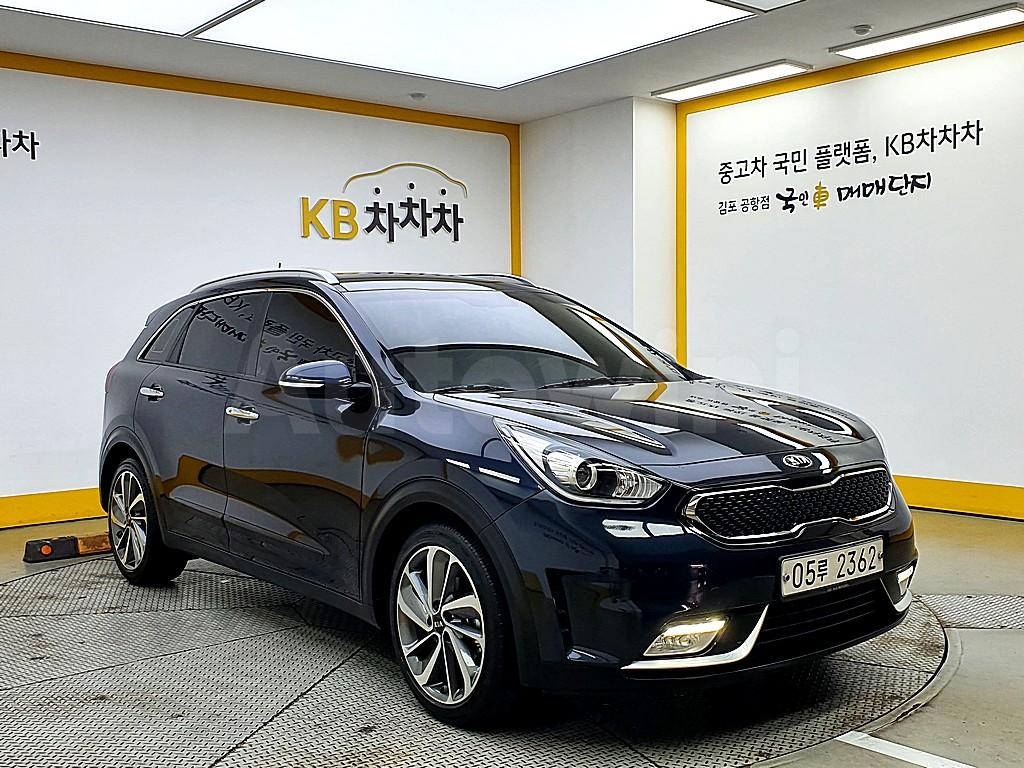 KNACB81CGHA068089 2017 KIA NIRO 1.6 HEV-1
