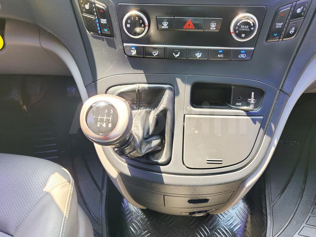 2017 HYUNDAI GRAND STAREX H-1 SMART 2WD M/T NAVI+CAM 11S - 30