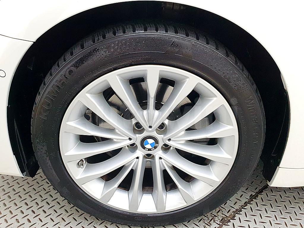 2018 BMW  5SERIES G30  520D LUXURY SPECIAL EDITION - 16
