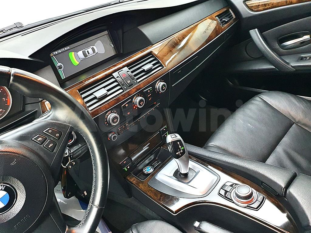 2010 BMW 5 SERIES E60  528I - 10