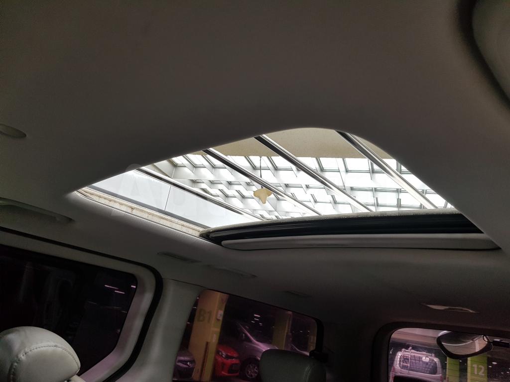 2014 HYUNDAI GRAND STAREX H-1 ENGINE NO. (12S+SUNROOF+CROME) - 12