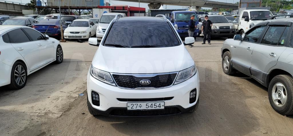 KNAKU815BDA363548   ?RE-CARVED VIN NUMBER  BUYERS NEED TO CHECK IF RE-CARVED VIN NUMBERS ARE ALLOWED IN THEIR COUNTRY TO AVOID CUSTOMS ISSUES BEFORE BOOKING. 2013 KIA  SORENTO R PANORAMA FULL OPTION-1