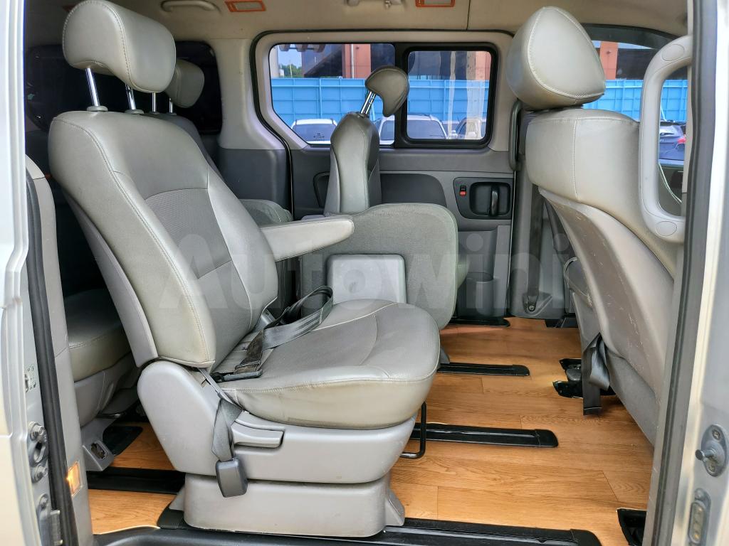 2014 HYUNDAI GRAND STAREX H-1 DELUXE 2WD A/T ABS - 17