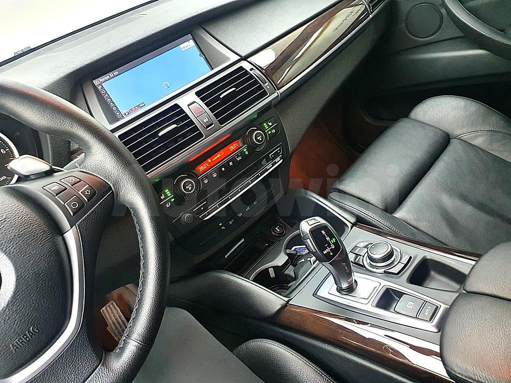 2011 BMW X6 E71  50I - 10