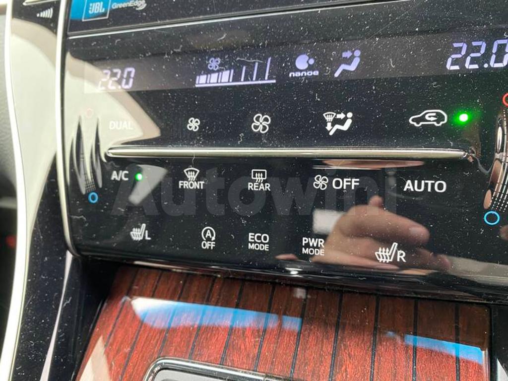 2017 TOYOTA HARRIER PREMIUM - 25