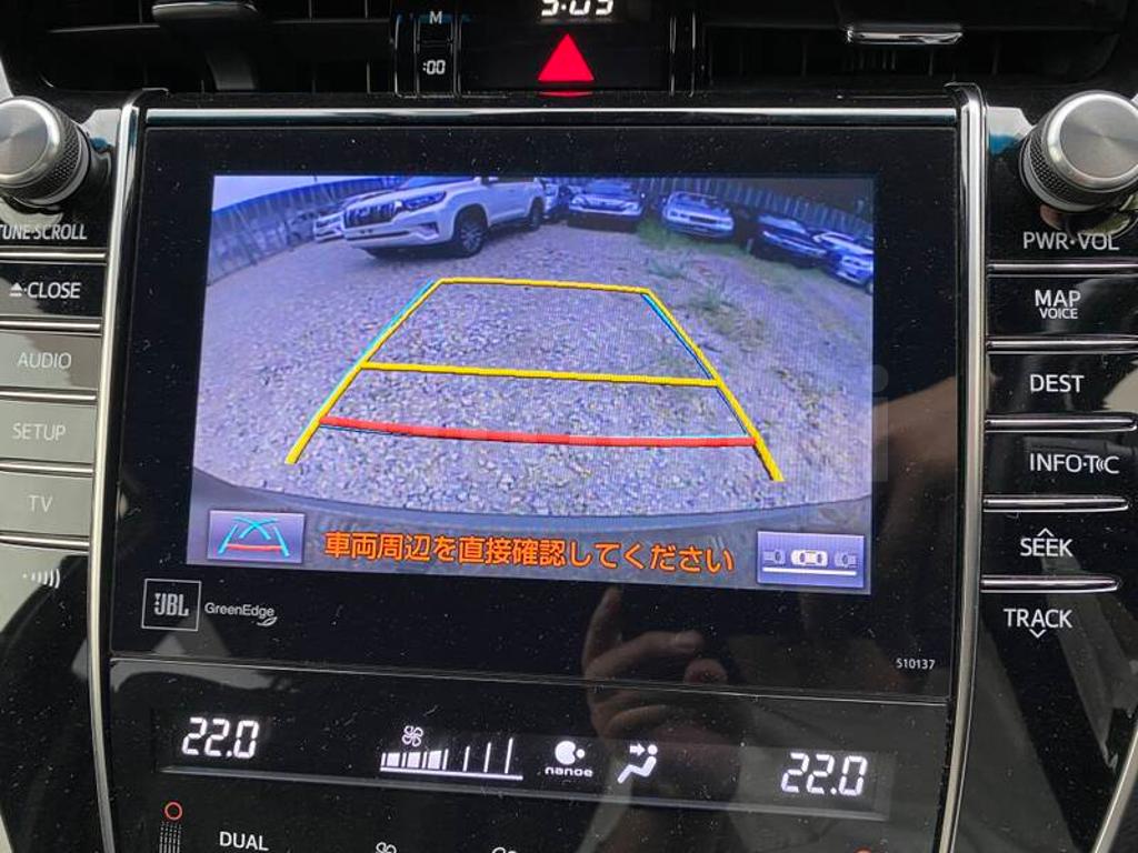 2017 TOYOTA HARRIER PREMIUM - 26