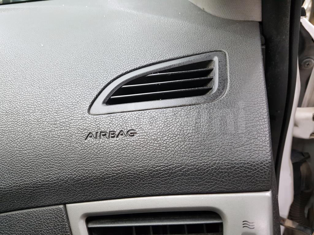 2015 HYUNDAI  AVANTE ELANTRA G-(16R+ANDROID+LED+LEATHER) - 31