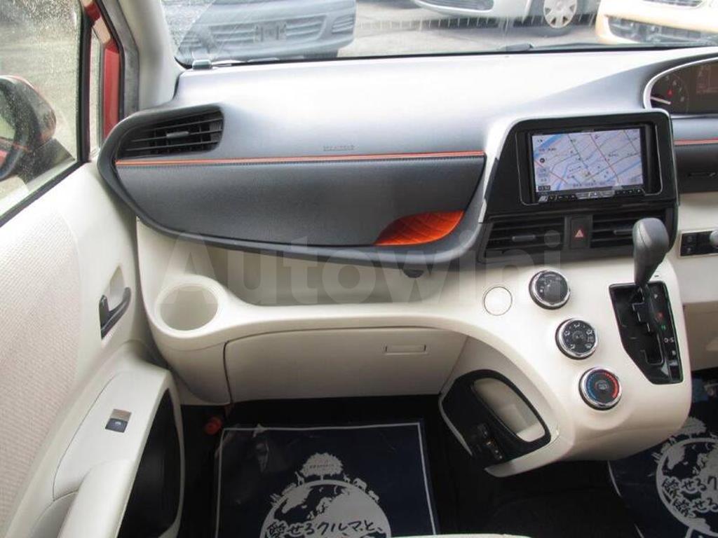 2018 TOYOTA SIENTA X - 13