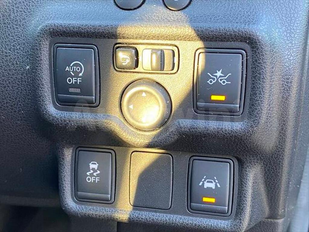 2015 NISSAN NOTE X - 21