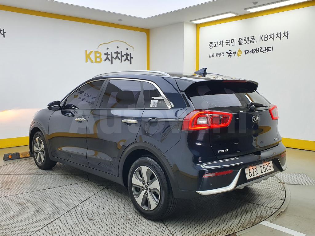 2018 KIA NIRO 1.6 PRESTIGE - 4