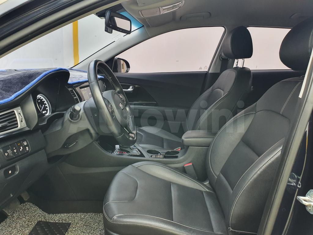 2018 KIA NIRO 1.6 PRESTIGE - 8