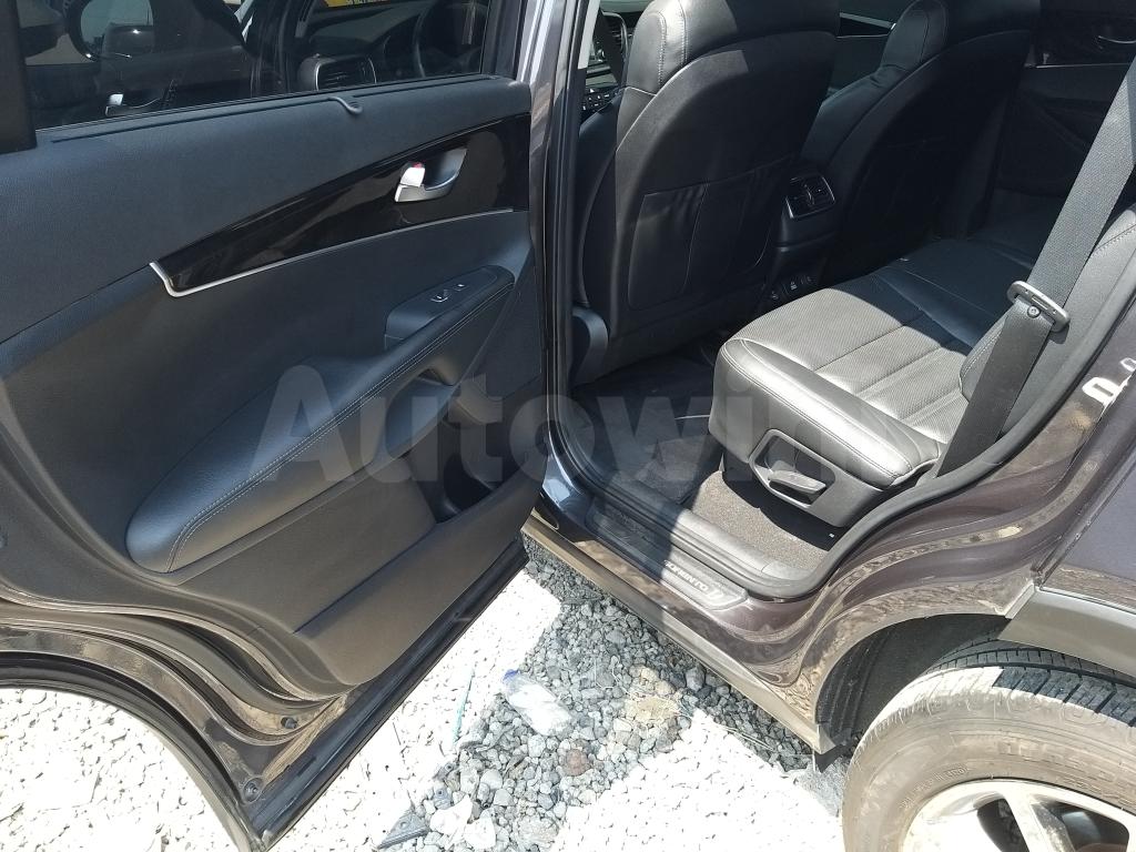 2015 KIA  SORENTO 2WD NOBLESS A/T FULL OPTION - 9