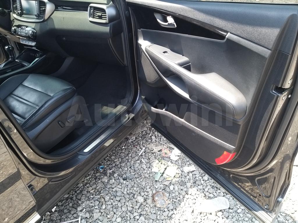2015 KIA  SORENTO 2WD NOBLESS A/T FULL OPTION - 10