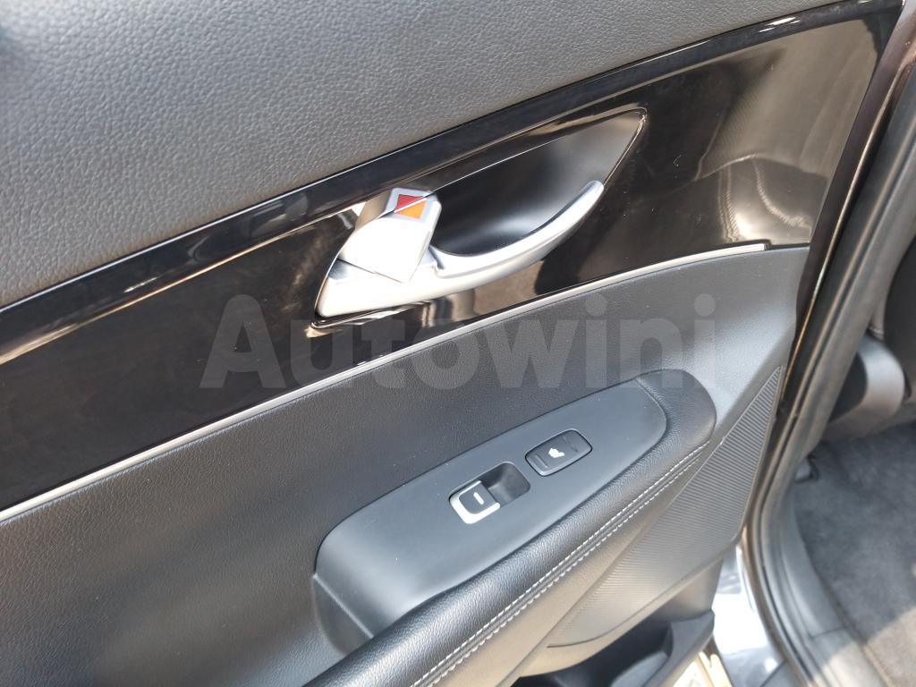 2015 KIA  SORENTO 2WD NOBLESS A/T FULL OPTION - 32