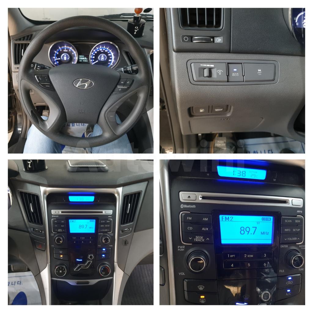 2011 HYUNDAI YF SONATA PREMIER - 32