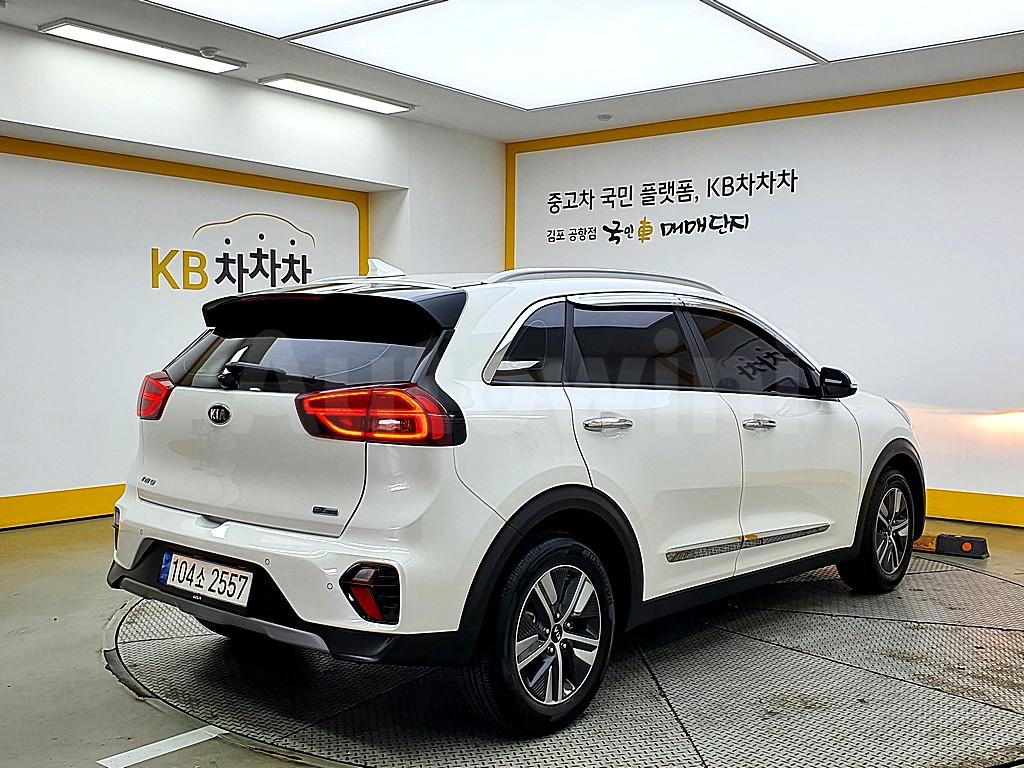 KNACB81CGMA457254 2021 KIA  NIRO 1.6 HEV PRESTIGE-2