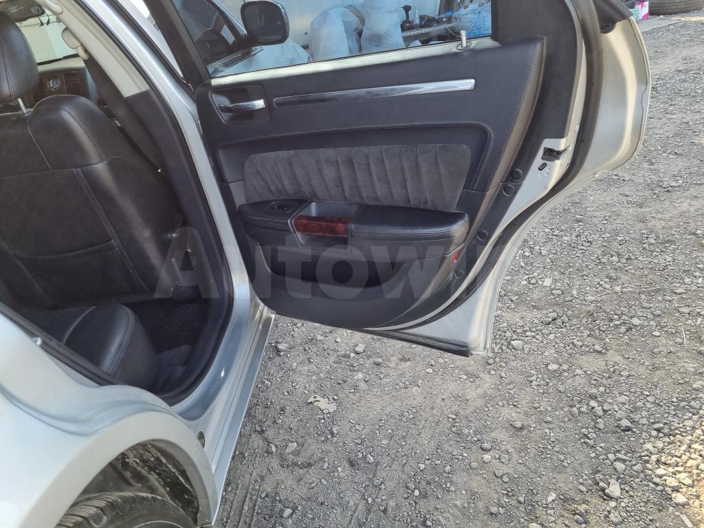 2010 CHRYSLER 300C 3.5 SUNROOF A/T - 29
