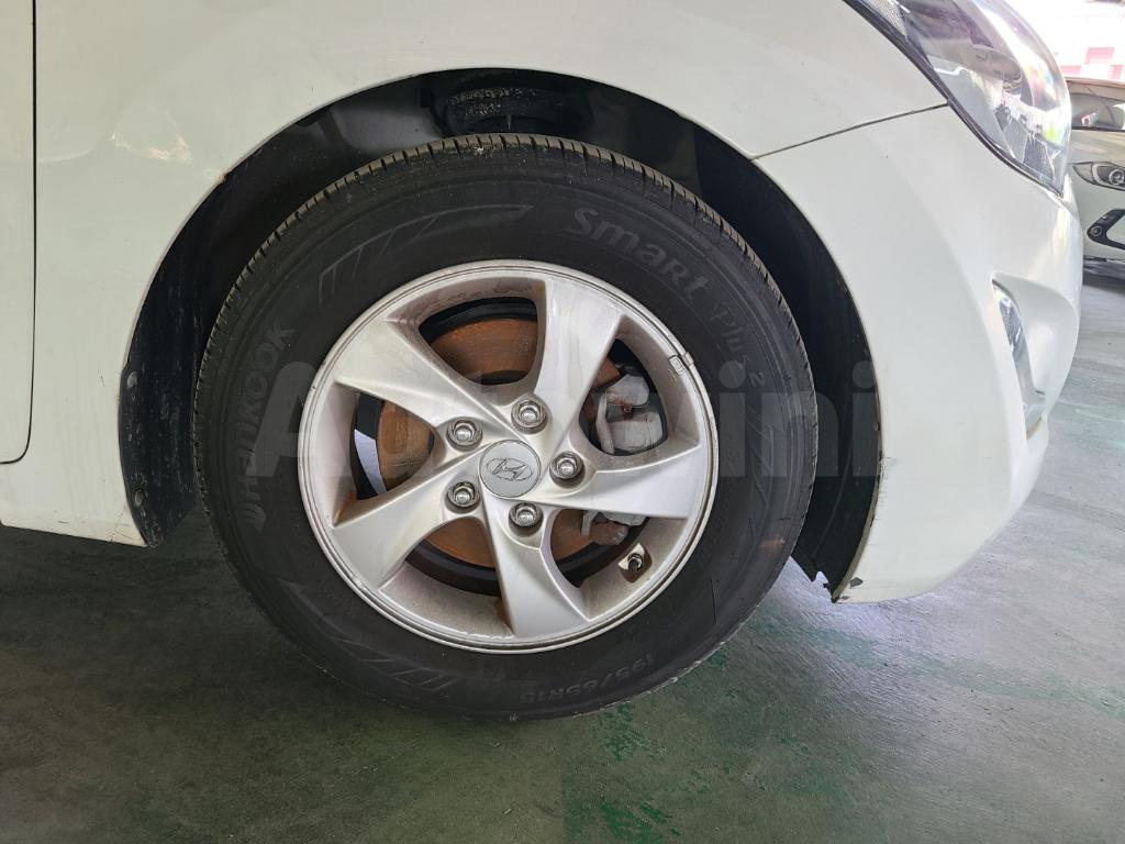2016 HYUNDAI AVANTE MD ELANTRA SMART - 9