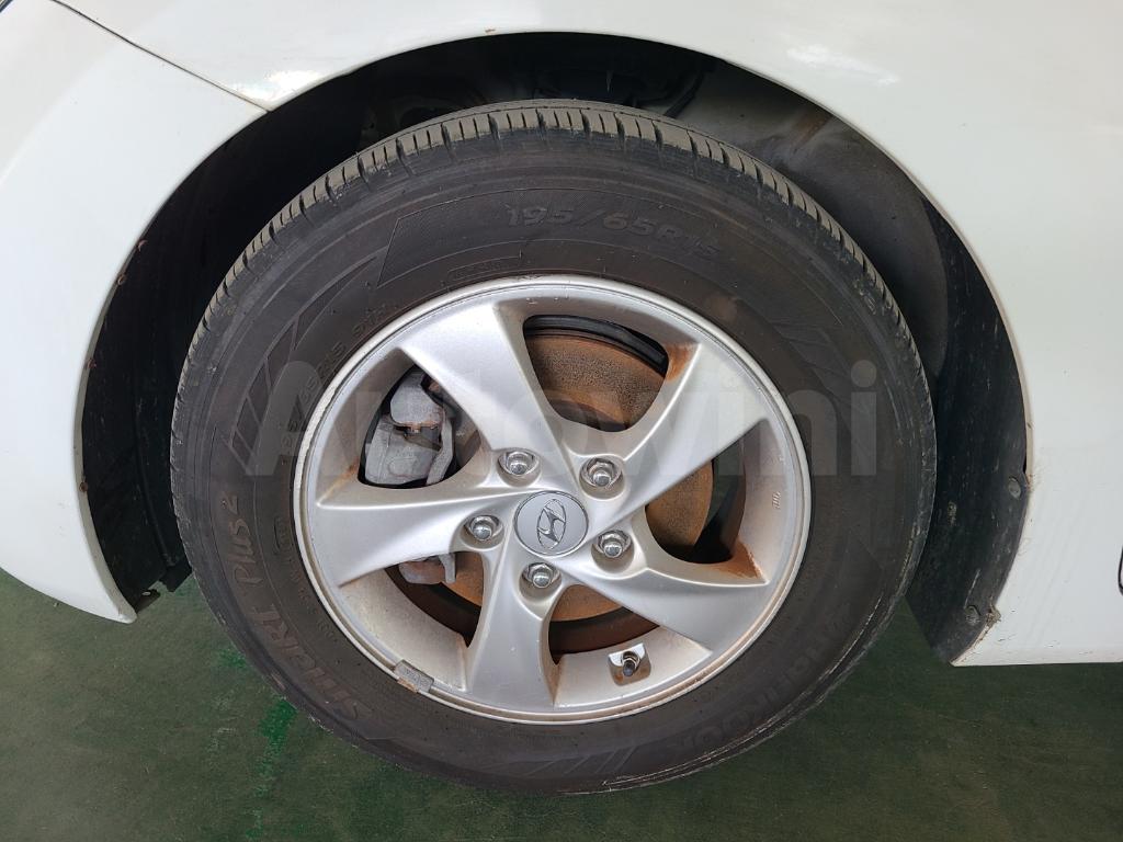 2016 HYUNDAI AVANTE MD ELANTRA SMART - 12