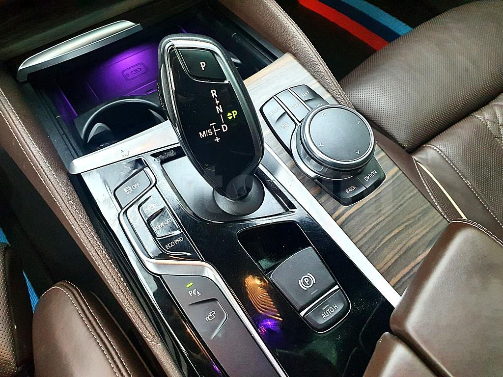 2018 BMW  5SERIES G30  520D XDRIVE M SPORT PLUS - 12