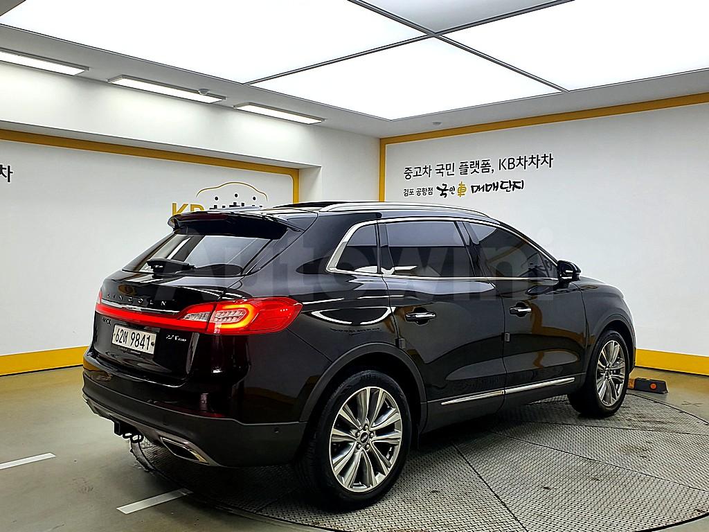 2LMPJ8LP8JBL17253 2018 LINCOLN MKX 2.7 AWD-2