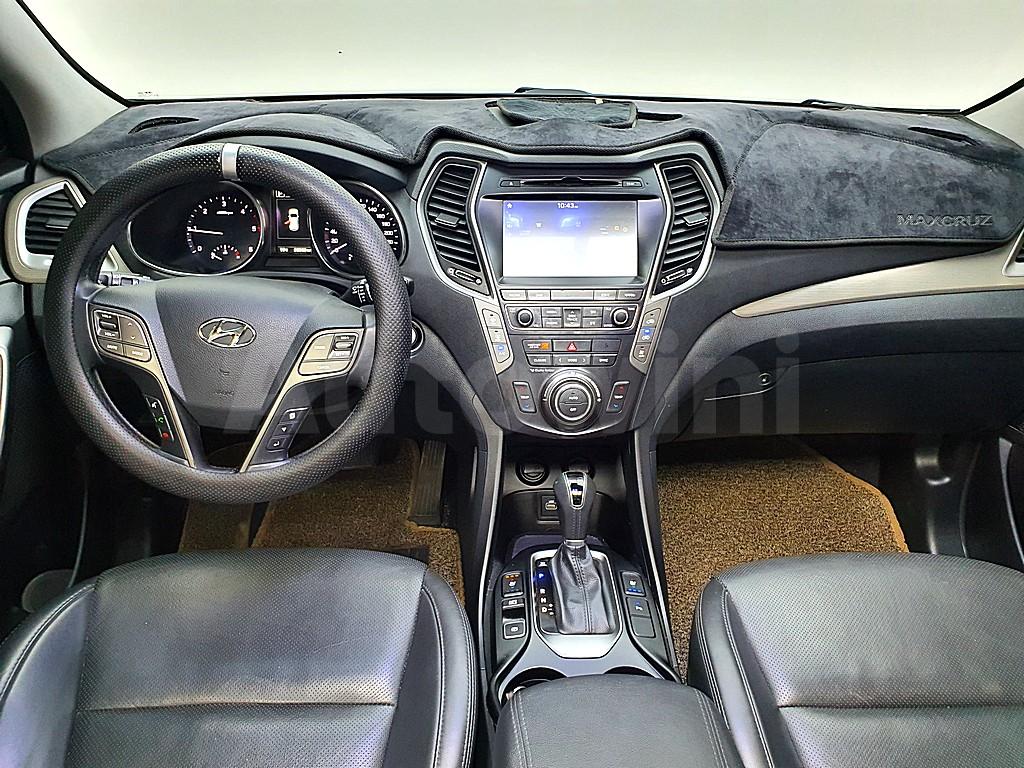 KMHSN81XBGU176083 2016 HYUNDAI  MAXCRUZ E-VGT R2.2 2WD EXCLUSIVE-4