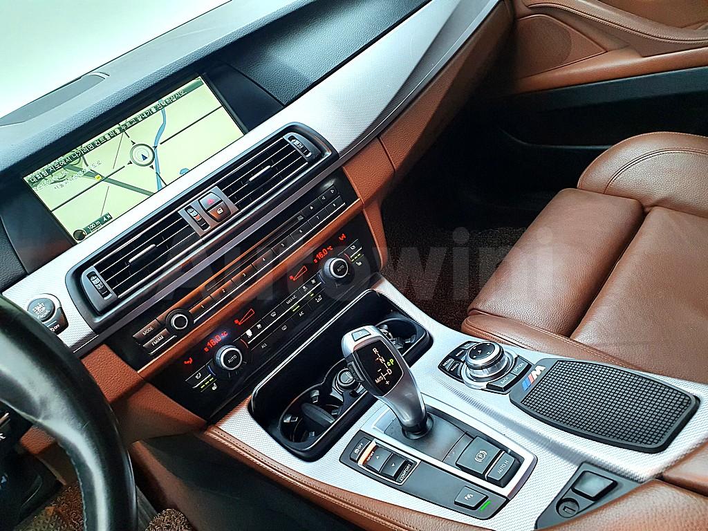 2013 BMW 5 SERIES F10  520D M SPORT - 10