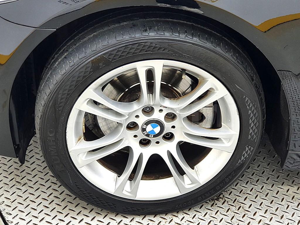 2013 BMW 5 SERIES F10  520D M SPORT - 17