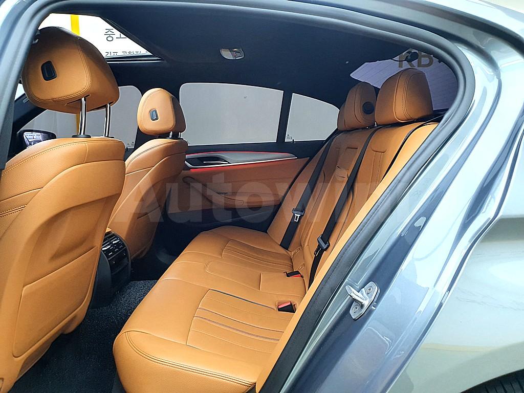 2018 BMW  5SERIES G30  520I M SPORT - 9
