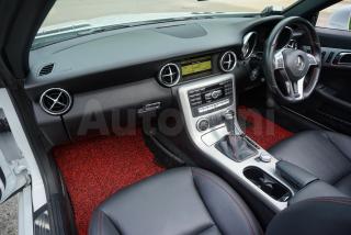2011 MERCEDES BENZ SLK CLASS A - 27