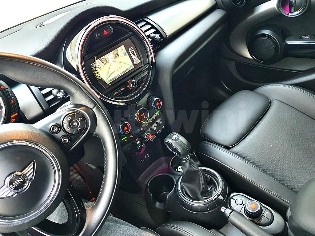 2016 MINI COOPER 1.5 5-DOOR BLACK SUIT EDITION - 10