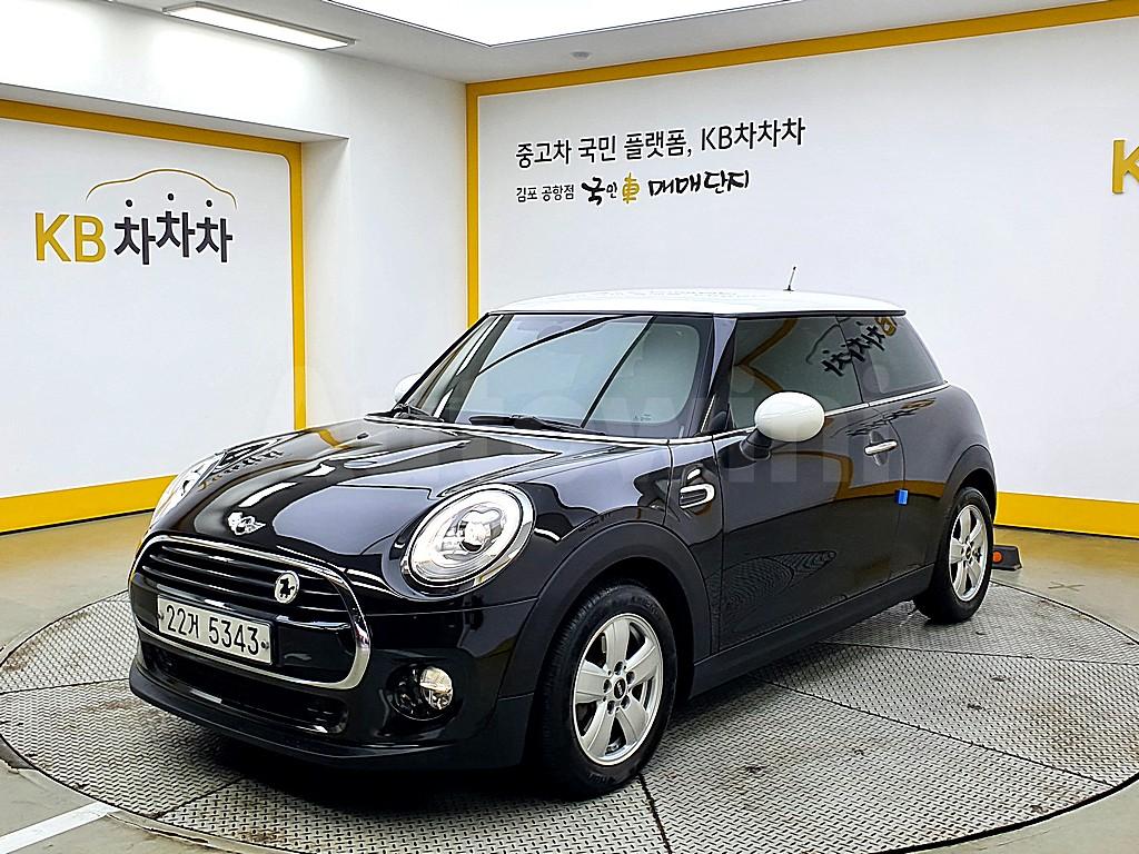 WMWXP5106J2H39434 2018 MINI COOPER 1.5 BASIC-0