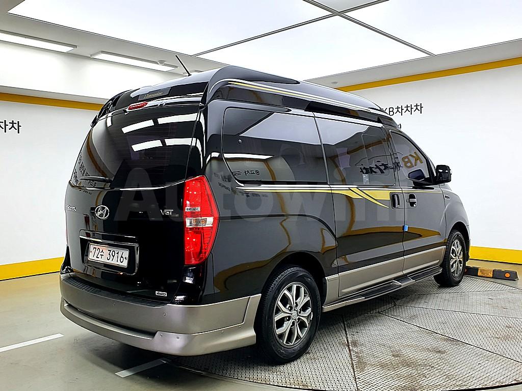 KMJWA37KDHU846065 2017 HYUNDAI GRAND STAREX H-1 11 SEATER LIMOUSINE 4WD MODERN-2