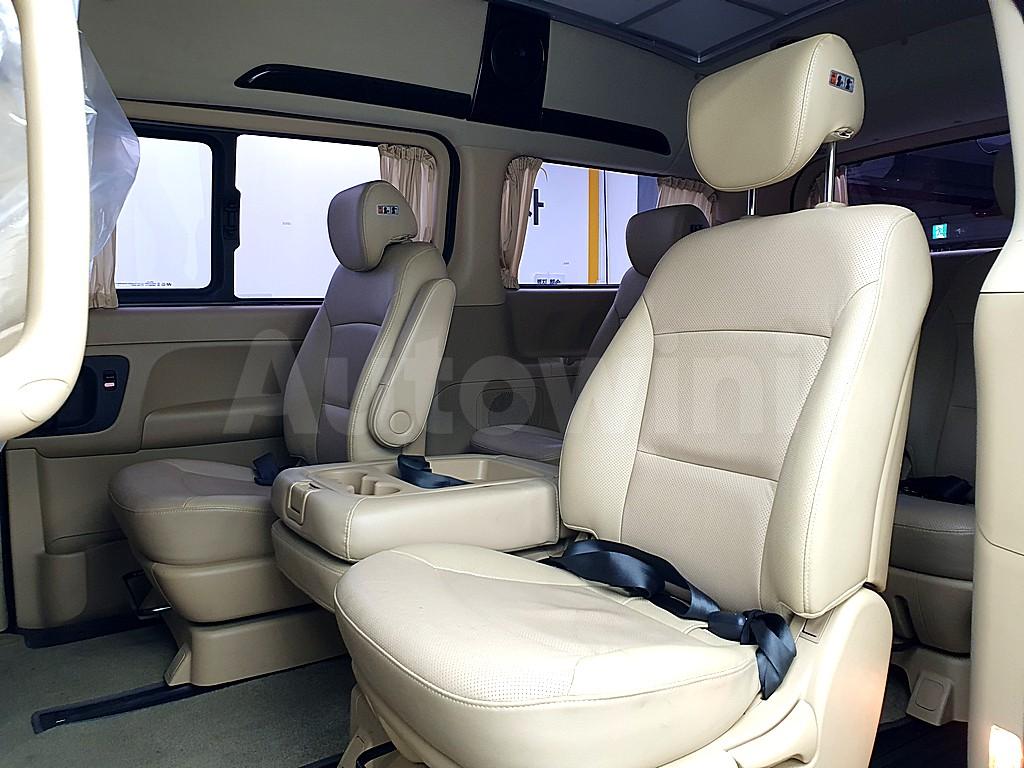 2017 HYUNDAI GRAND STAREX H-1 11 SEATER LIMOUSINE 4WD MODERN - 10
