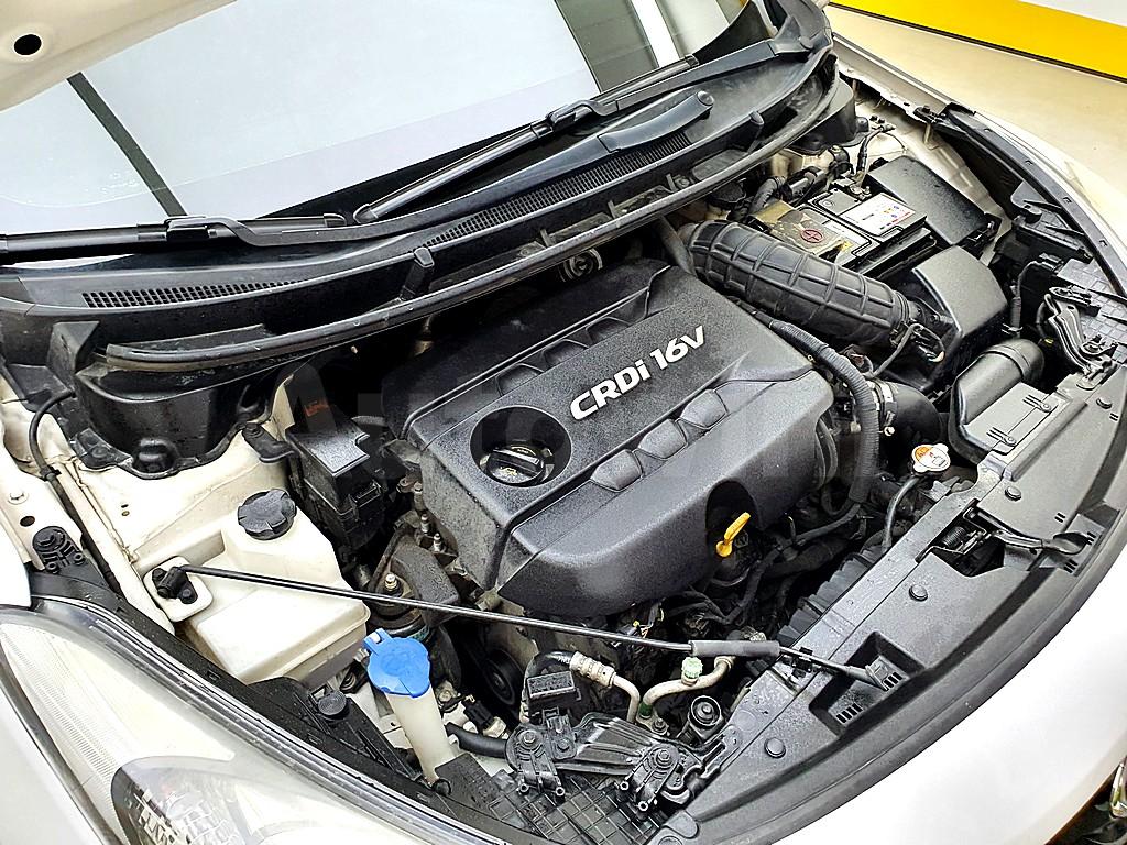 2013 HYUNDAI I30 ELANTRA GT DIESEL 1.6 VGT UNIQUE - 6
