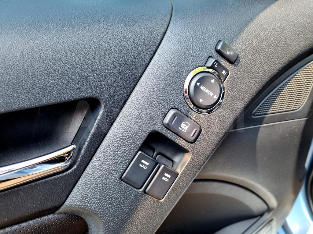 2010 HYUNDAI GENESIS COUPE 380GT - 19